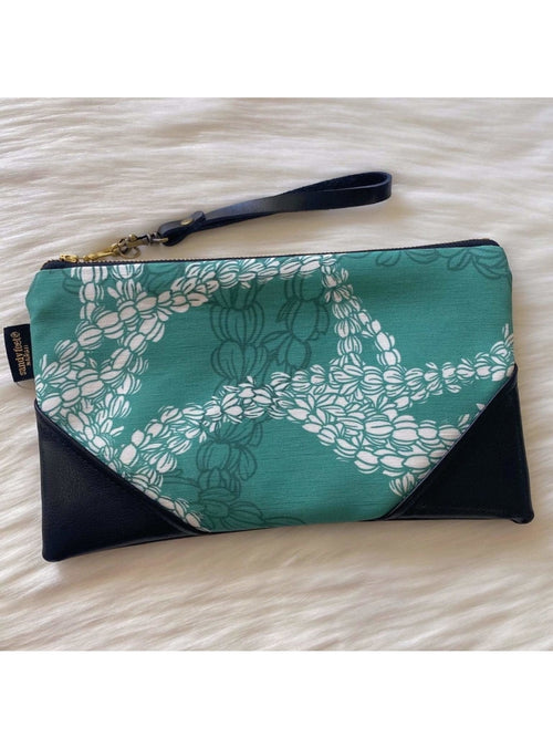 Sandy Feet Hawaii Handbag Large Clutch w/Leather Strap in Peacock Sandy Feet Hawaii Crossbody | Valia Honolulu Valia Honolulu
