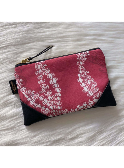 Sandy Feet Hawaii Handbag Mini Clutch w/Zipper Pull in Berry Sandy Feet Hawaii Crossbody | Valia Honolulu Valia Honolulu